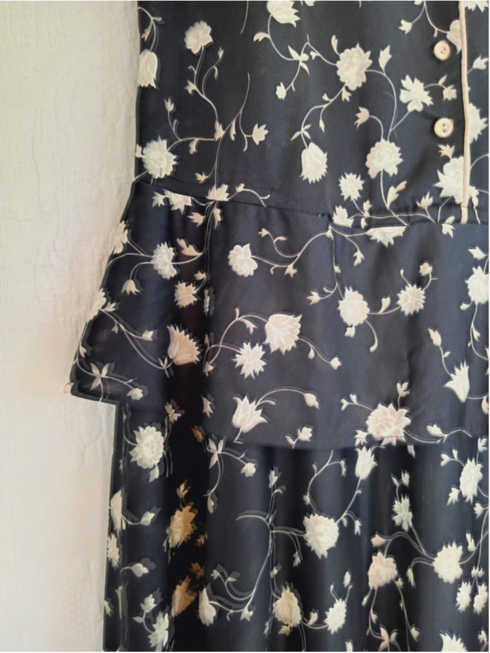 1940s Sheer Peplum Dress Cap Sleeves Black Cream Floral EUC Vintage Romantic XL - Picture 9 of 12